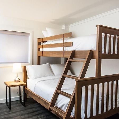 Novlan Suite By Revelstoke Vacations Zewnętrze zdjęcie
