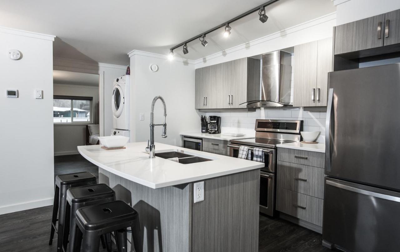 Novlan Suite By Revelstoke Vacations Zewnętrze zdjęcie
